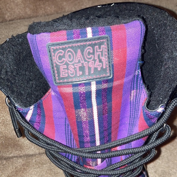 Beautiful Coach winter Boots - Picture 6 of 6